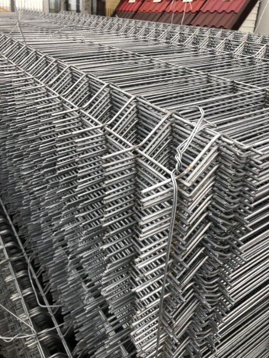 Producator plasa impletita si sarma ghimpata