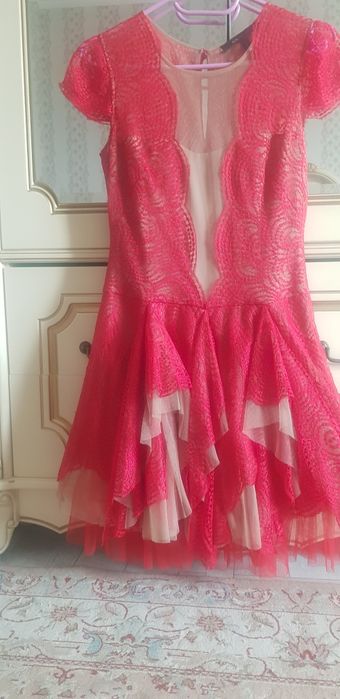 Платье  на выпускной , вечернее