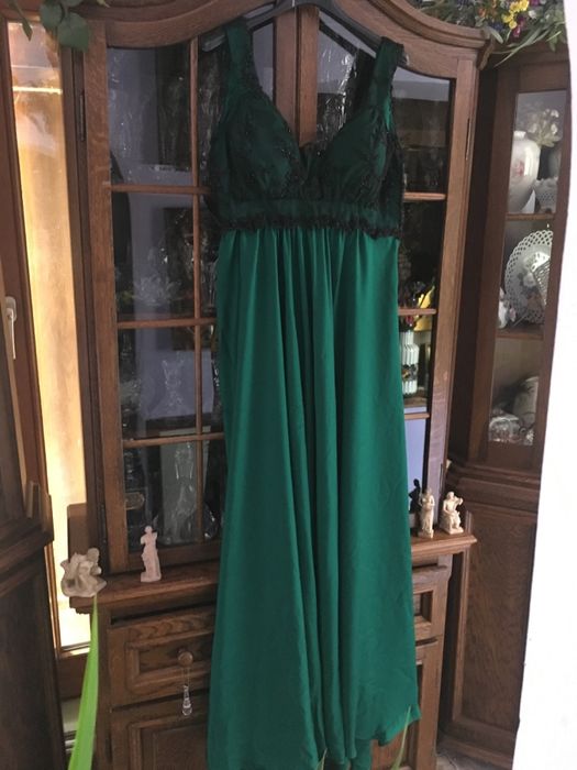 Rochiță deosebita-stil Cristallini-verde smarald-broderie manuală