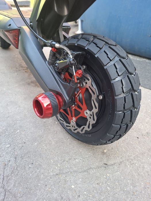 Vând trotineta ezotron