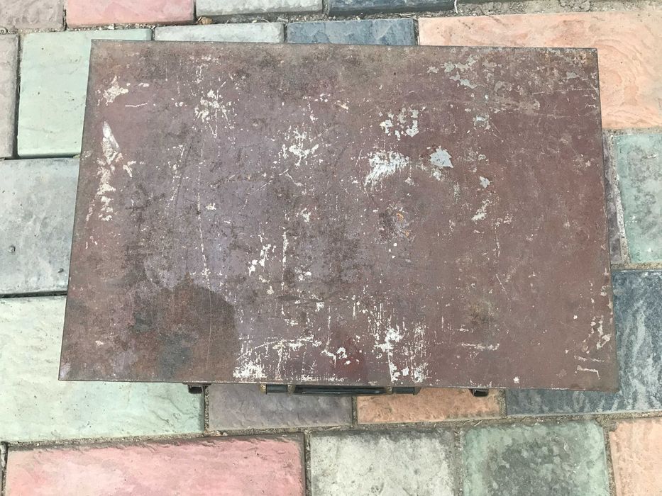 Ящик - чемоданчик металлический