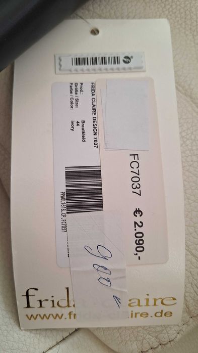 Булченски рокли на марката Frida Claire