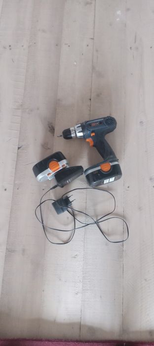 Электронный дрель