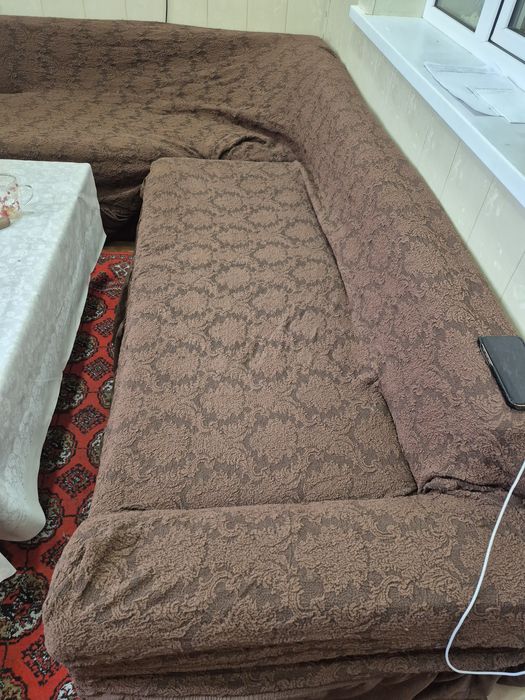 Юмшок мебел сотилади