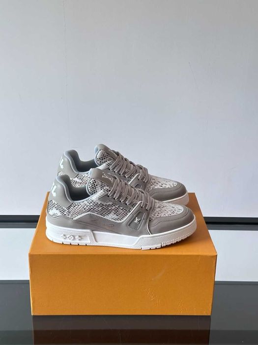 Adidasi Louis Vuitton Trainer Premium