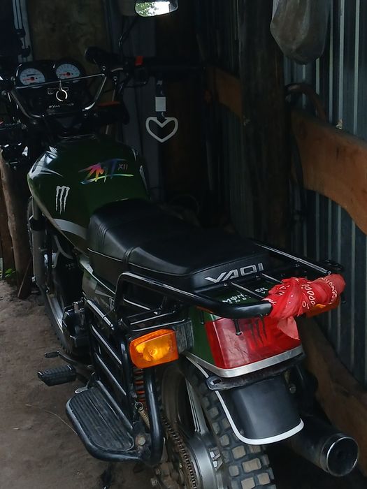 Продам мотоцикл  Yaqi 200