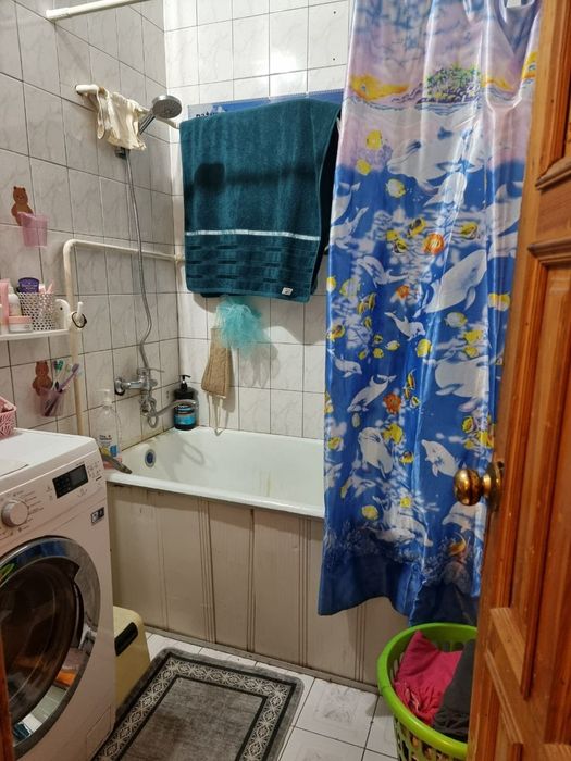 Срочно продаётся квартира 2/4/4
