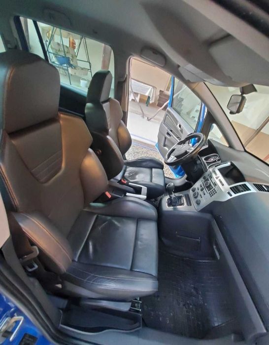 Opel Zafira Opc 2.0 turbo benzina avariat (necesită haion nou)