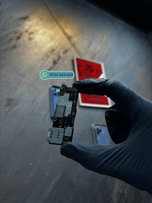 iPhone 15 Pro Max • Placă Bază 256 GB / Liberă / Montaj / Garantie