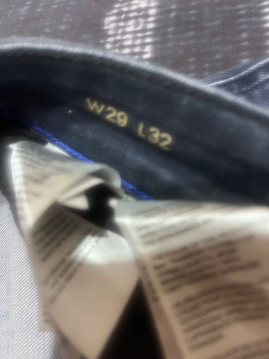 Продавам мъжки дънки