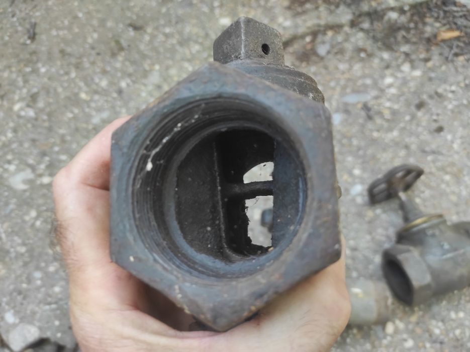 Спирателен кран 2".коляно.нипел.холендър.чучур.струйник.