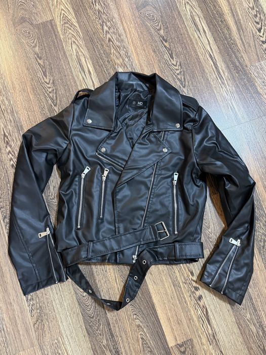 Черно и кафяво кожено яке по 15 евро за брой