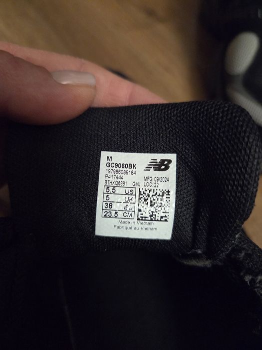 New Balance 9060..