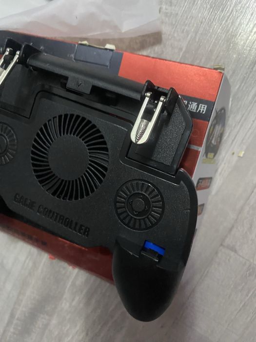 Джостик для телефона PUBG sr