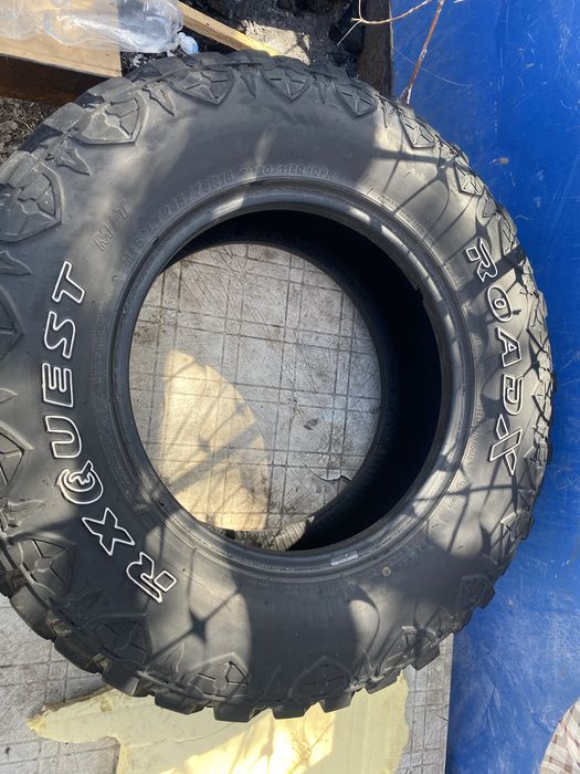 MT 245/75/16 шины комплект.