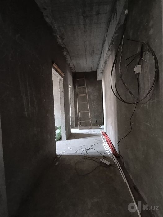 Bekbaraka TJ 2honali uy 7 etaj 60kv