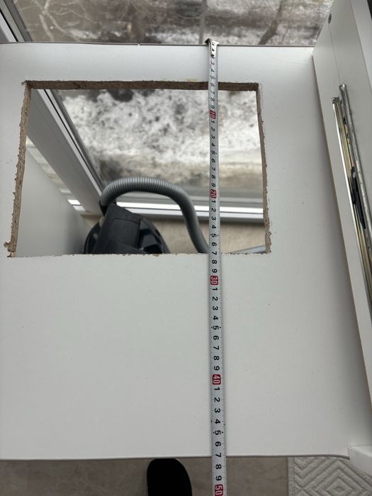 Продам маникюрный стол