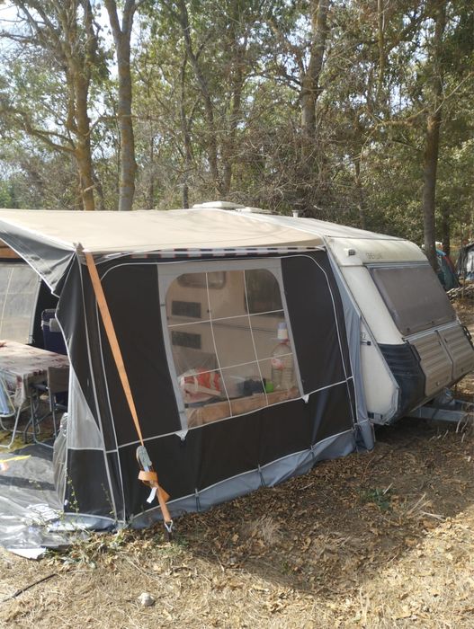 Каравана 5м Kip намира се на Паша Дере