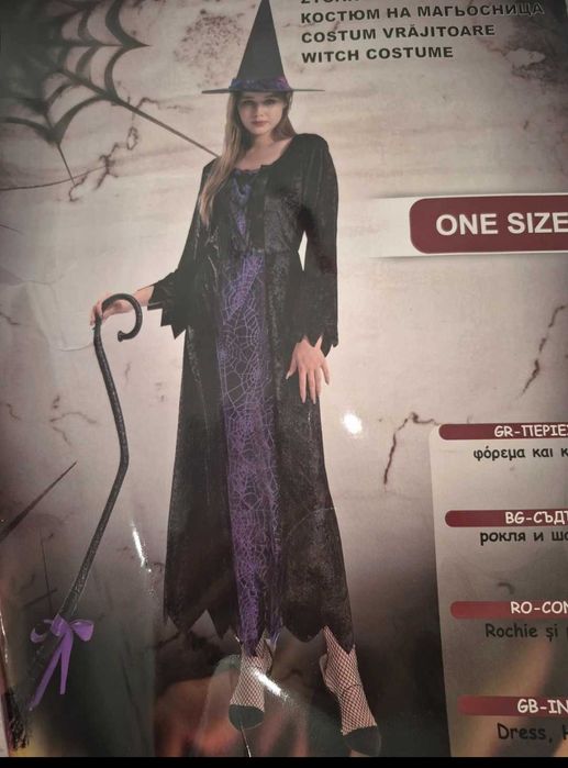Rochie neagră de vrăjitoare din catifea -mărime S