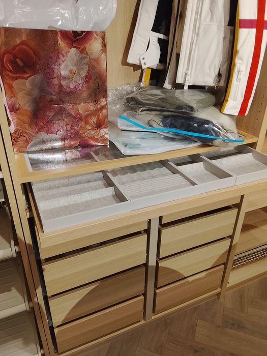 Шкаф гардероб производства Икеа