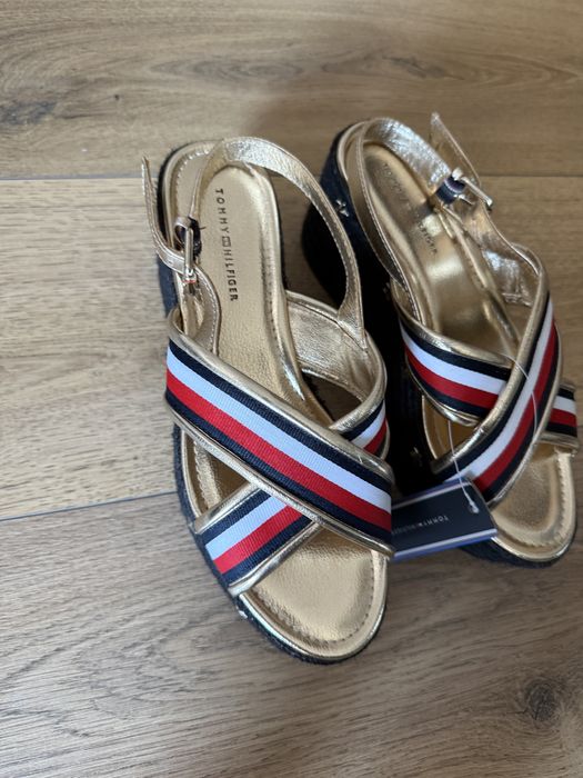 Sandale Tommy Hilfiger 37