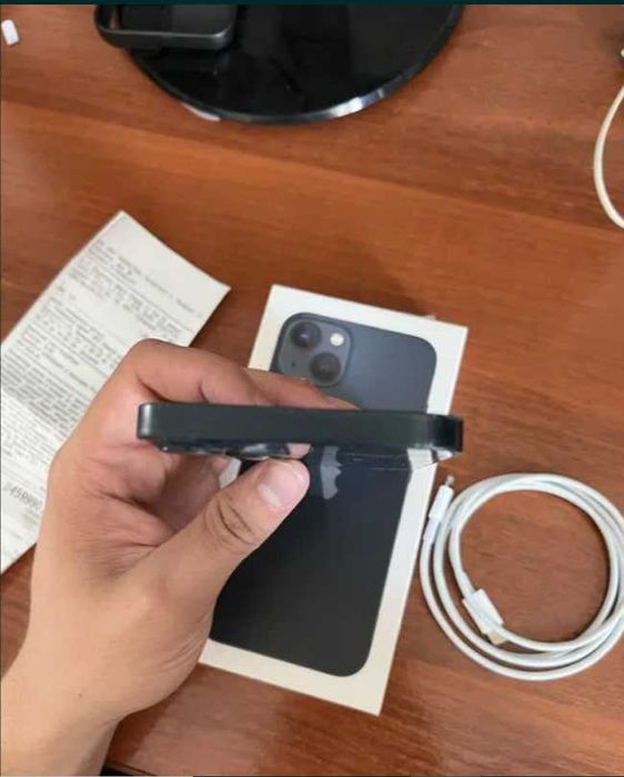 Продам Iphone 13 128gb