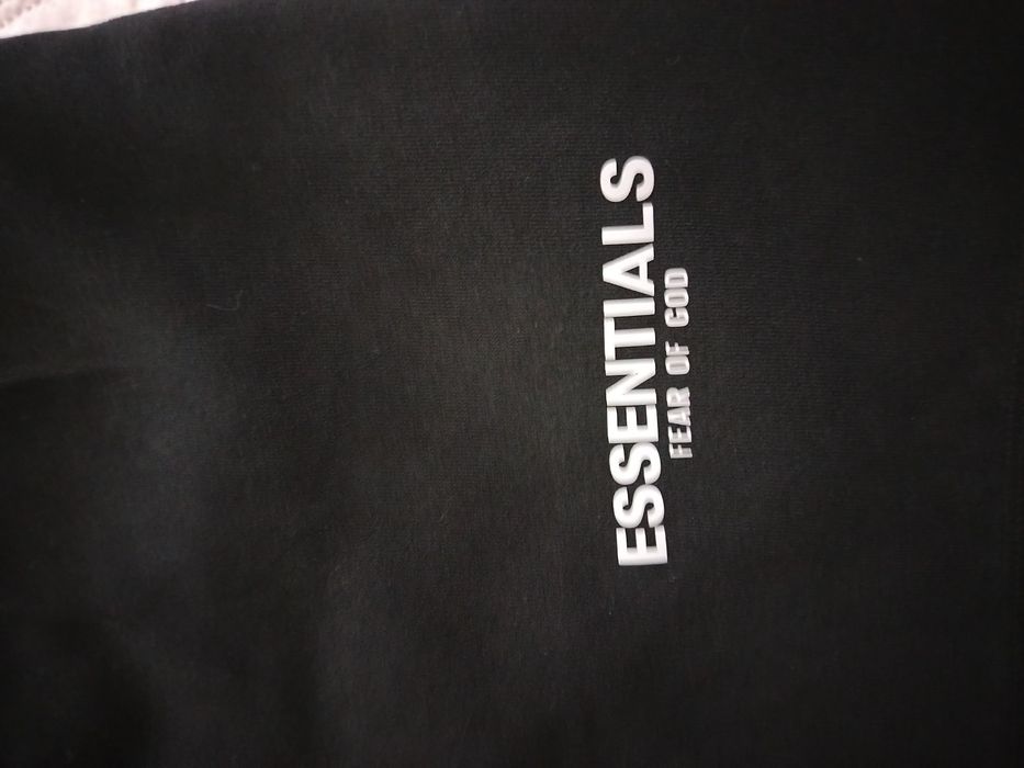 Pantaloni Essential