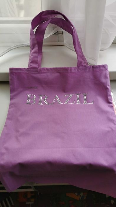 Чанти декорирани с камъни тип Сваровски