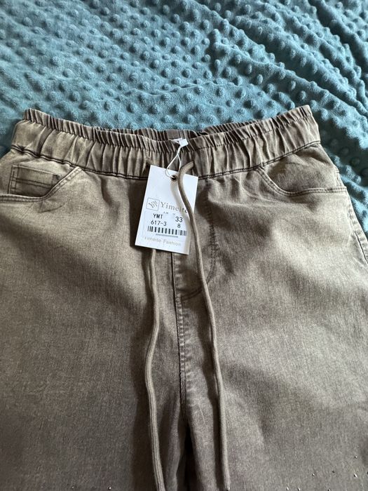 Продам женские джинсы новые