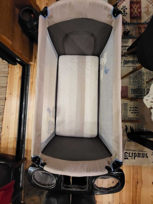 Бебе кошара + Матрак