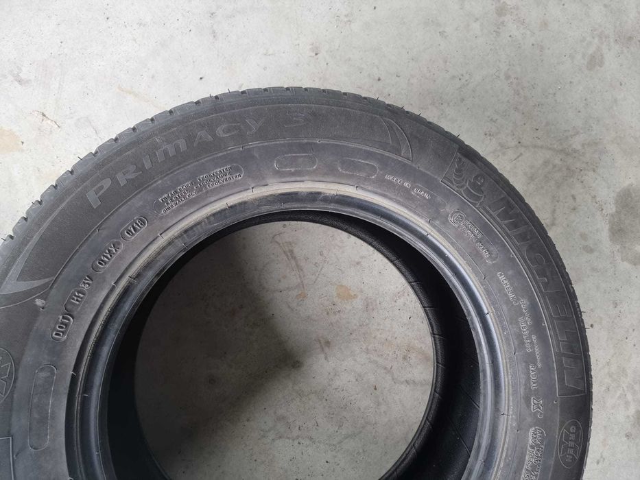 Set 4 Anvelope de VARA 225.60.16 'Michelin' ; stare buna