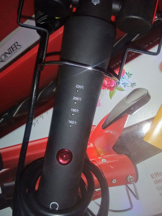 Плойка CRONIER для укладки