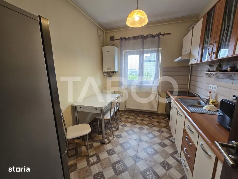 Apartament 2 camere de inchiriat cu balcon si parcare Piata Cluj Sibiu