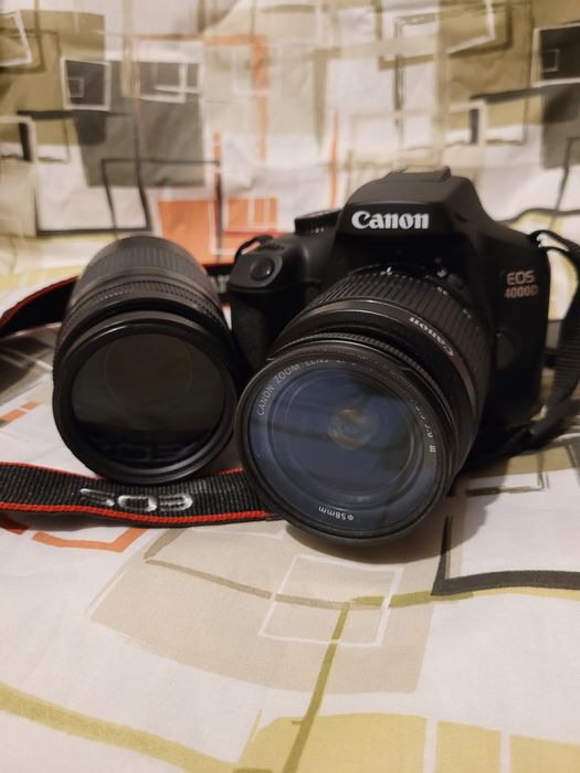 Aparat foto canon 4000d