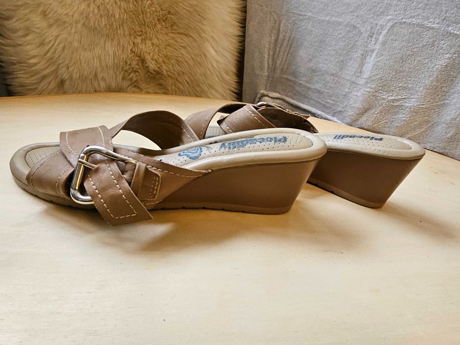 Slapi Piccadilly MaxiTherapy marimea 36