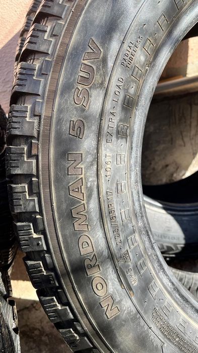 Продам зимнию резину Nokian