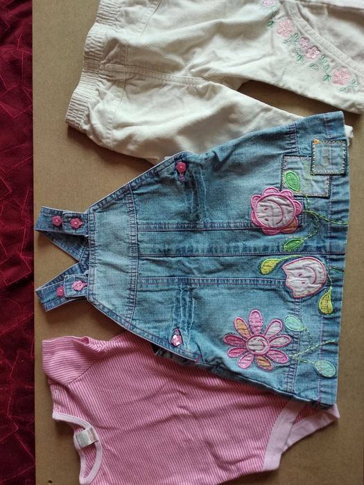 Дрехи от Англия 6-9 месеца