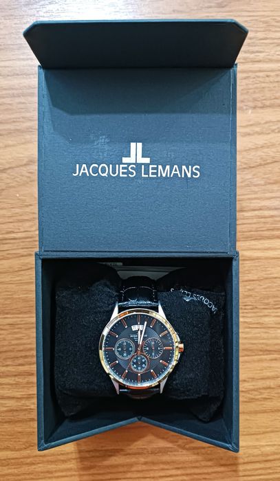 Наручные мужские часы