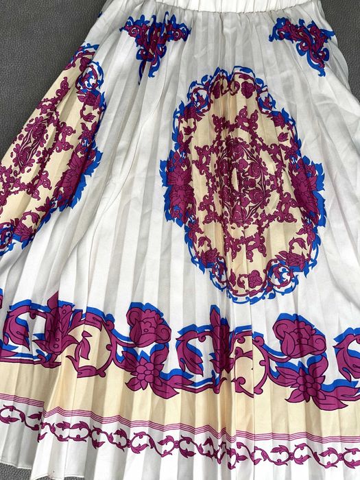 dolce gabanna пола d&g бяла дълга лилава цикламена плисе набрана шарен