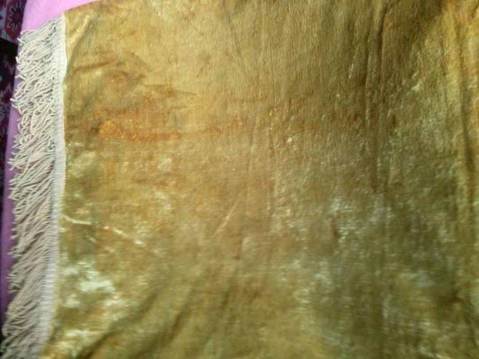 Кърпи /кухненски/ за хранене, пердета и плюшена покривка