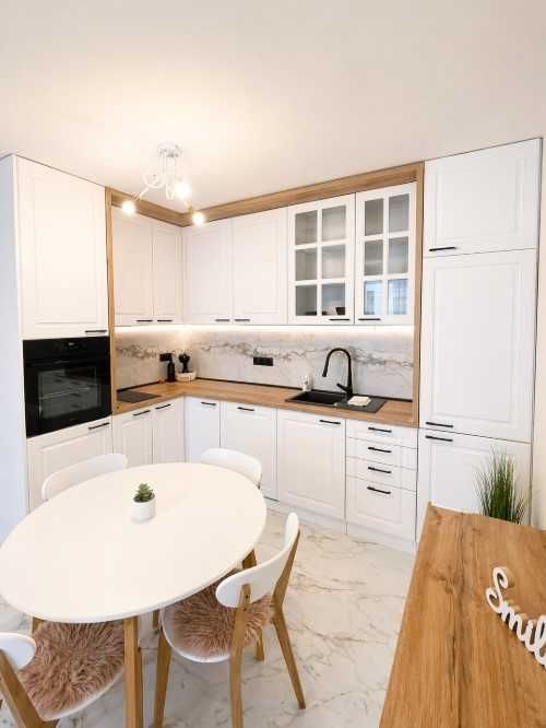 Дава се под наем Двустаен апартамент в София, Витоша - 62 кв.м за 896.58 € - Снимка #3