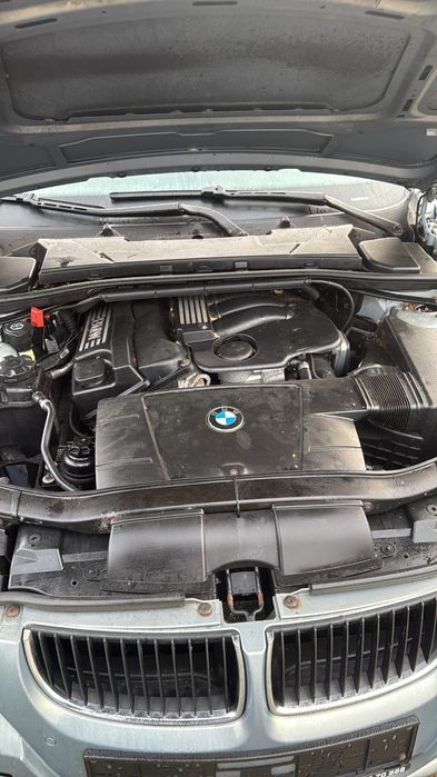 BMW E 90 din 2007 2,0 benzina