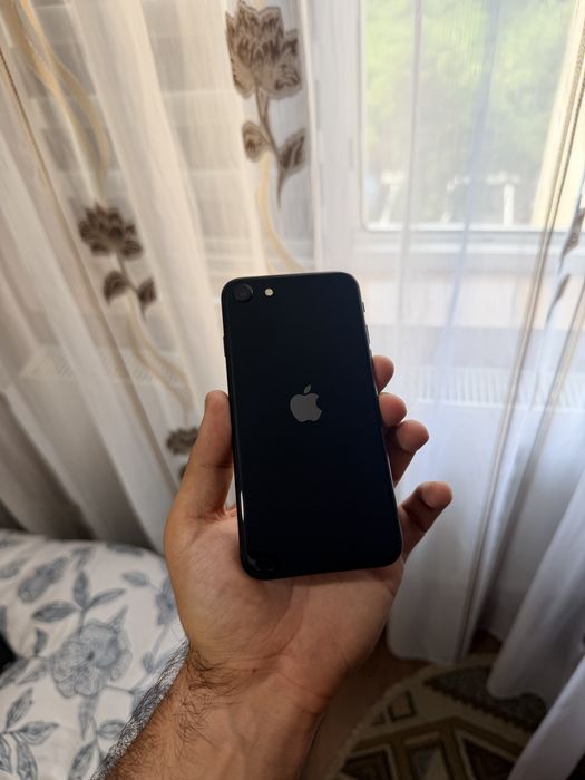 iPhone SE 3 Blue Piese impecabil