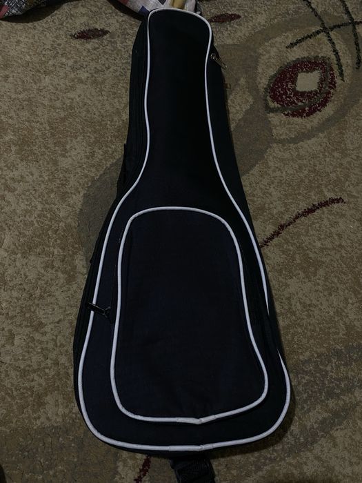 Необычный укулеле