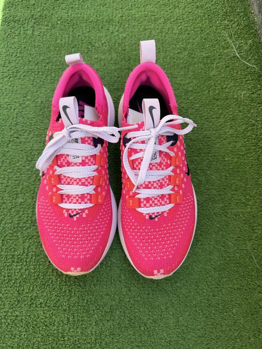 Nike маратонки 36,5