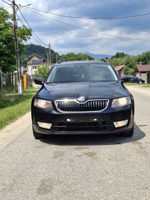SKODA OCTAVIA III * 2014* Elegance* Cutie De Viteze Automată DSG 2 * Model  7 + 1* Climă * Navigatie *Unic Proprietar în Romania * Taxe La  Zi* Fiscal