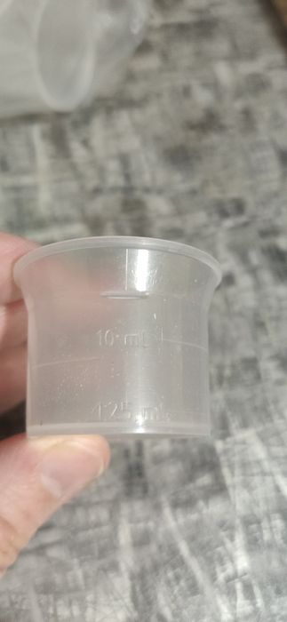 Продам стаканчики мерные (70 шт )