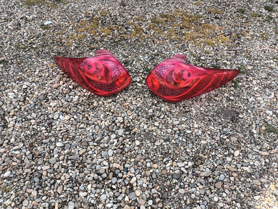 ляв и десен стоп за пежо 207 комби PEUGEOT 207 SW