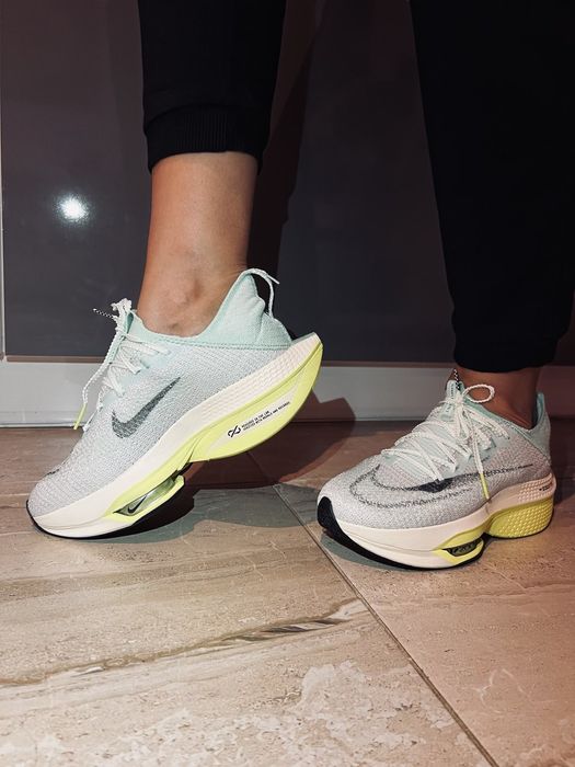 Продавам Найк Zoom alphafly next Green
