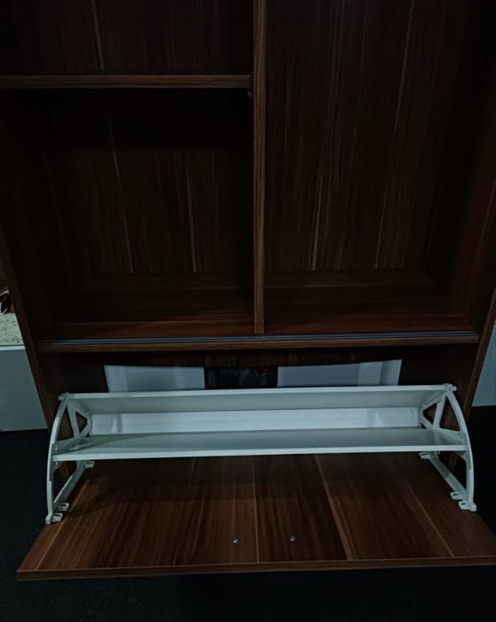 Продам шкаф отличный